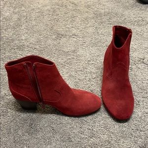 Red Antonio Melani booties